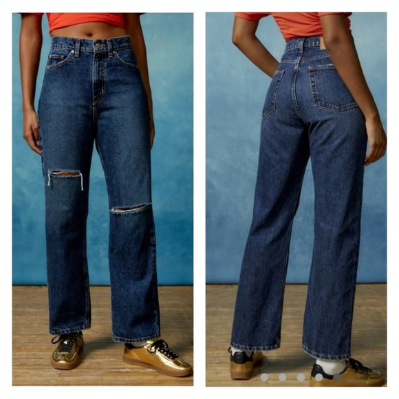 URBAN Outfitters BDG High Rise Cowboy Jeans in Distressed Dark Wash 31 Baggy - Picture 1 of 9